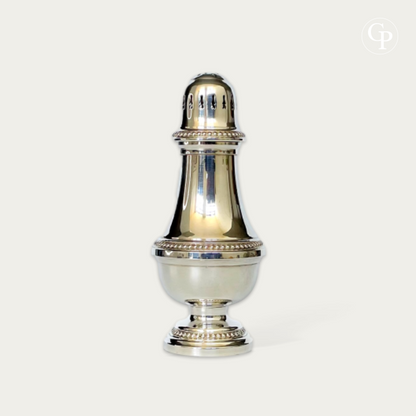 French vintage silver plated sugar caster muffineer SFAM Perles pattern circa 1950 | Saupoudreuse à sucre de table en métal argenté modèle Perles de la maison SFAM circa 1950