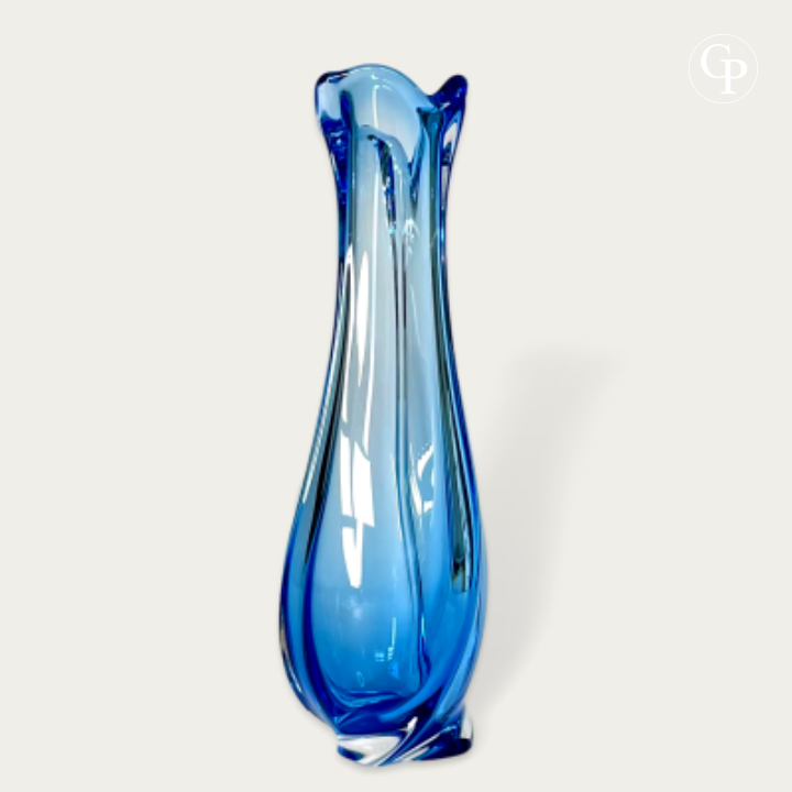 Vase d'art Corail en cristal bleu cobalt par René Delvenne pour Val Saint Lambert 1956, design organique Mid-Century moderne belge | Mid-Century cobalt blue crystal Corail art glass vase by René Delvenne for Val Saint Lambert 1956, organic Belgian design. VUE 2