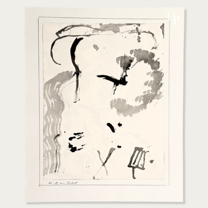 Full studio view of Hanna Ben-Dov original lyrical abstraction ink painting on its historical paper mount with pencil signature on the bottom left against a black background | Vue complète en studio de la peinture originale à l'encre d'Hanna Ben-Dov posée sur son support papier fort historique avec signature au crayon en bas à gauche sur fond noir